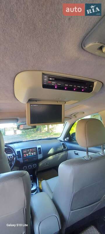 Позашляховик / Кросовер Mitsubishi Outlander 2012 в Верхньодніпровську фото 14 Позашляховик / Кросовер Mitsubishi Outlander 2012 в Верхньодніпровську