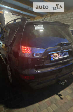 Внедорожник / Кроссовер Mitsubishi Outlander 2012 в Пятихатках