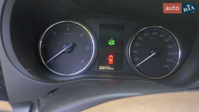 Внедорожник / Кроссовер Mitsubishi Outlander 2013 в Львове