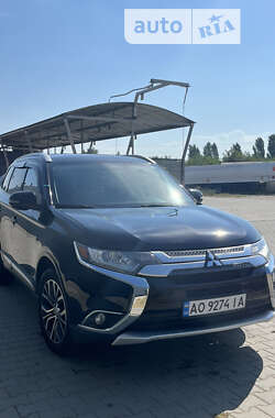 Внедорожник / Кроссовер Mitsubishi Outlander 2018 в Виноградове