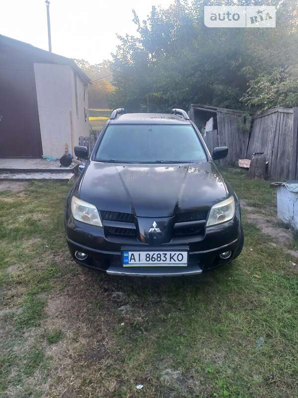 Позашляховик / Кросовер Mitsubishi Outlander 2007 в Борисполі