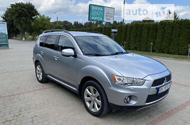 Внедорожник / Кроссовер Mitsubishi Outlander 2010 в Хмельницком