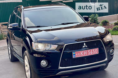 Позашляховик / Кросовер Mitsubishi Outlander 2011 в Києві