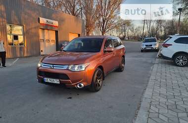 Позашляховик / Кросовер Mitsubishi Outlander 2013 в Дніпрі