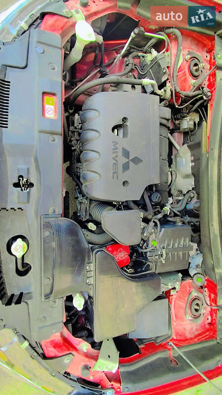 Внедорожник / Кроссовер Mitsubishi Outlander 2017 в Киеве