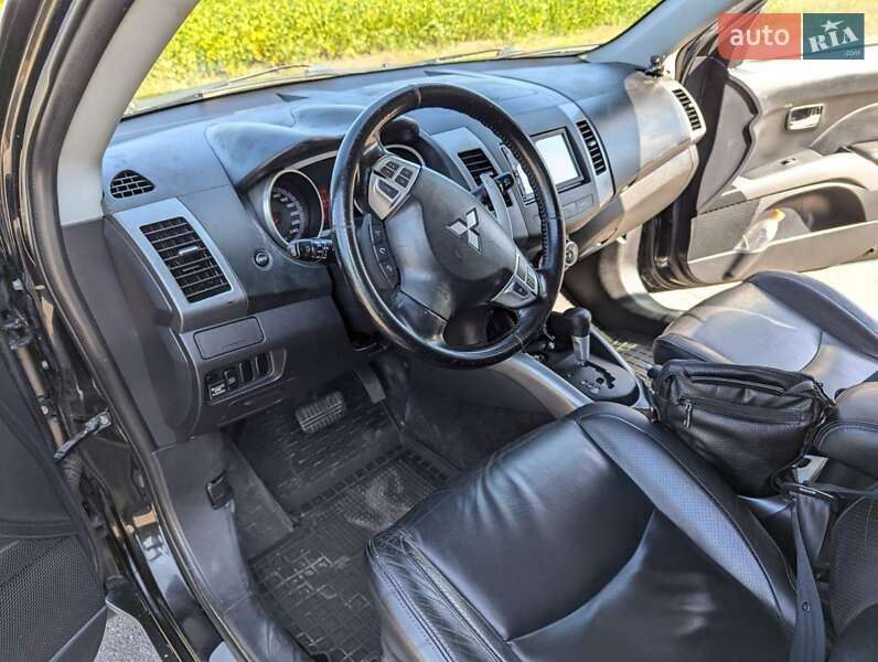Внедорожник / Кроссовер Mitsubishi Outlander 2007 в Конотопе