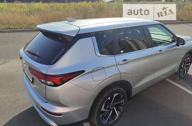 Внедорожник / Кроссовер Mitsubishi Outlander 2022 в Виннице