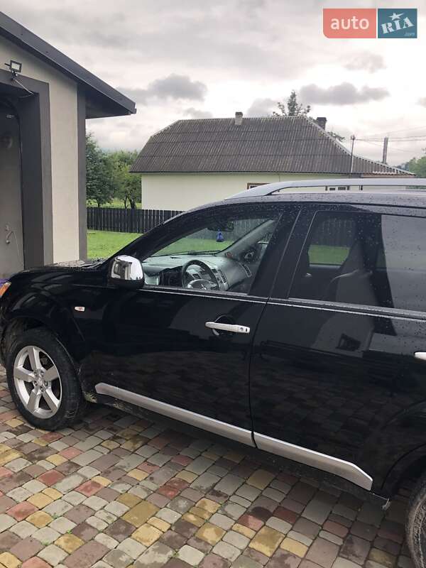 Позашляховик / Кросовер Mitsubishi Outlander 2007 в Міжгір'ї