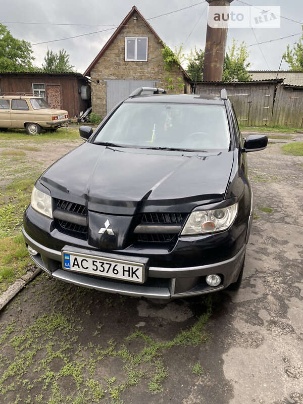 Внедорожник / Кроссовер Mitsubishi Outlander 2006 в Шацке