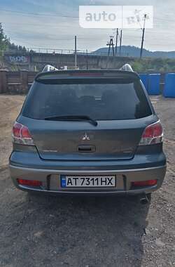 Позашляховик / Кросовер Mitsubishi Outlander 2004 в Славському