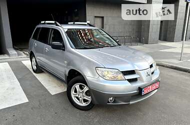 Позашляховик / Кросовер Mitsubishi Outlander 2007 в Києві