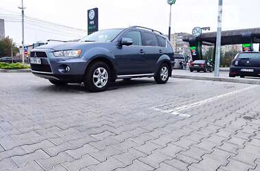 Внедорожник / Кроссовер Mitsubishi Outlander 2011 в Хмельницком