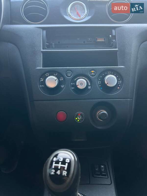 Позашляховик / Кросовер Mitsubishi Outlander 2008 в Харкові