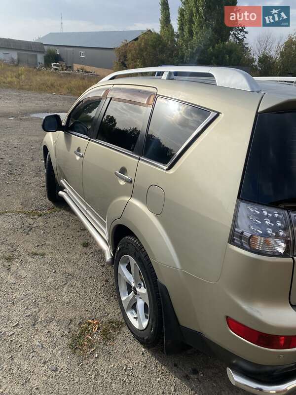 Mitsubishi Outlander 2006