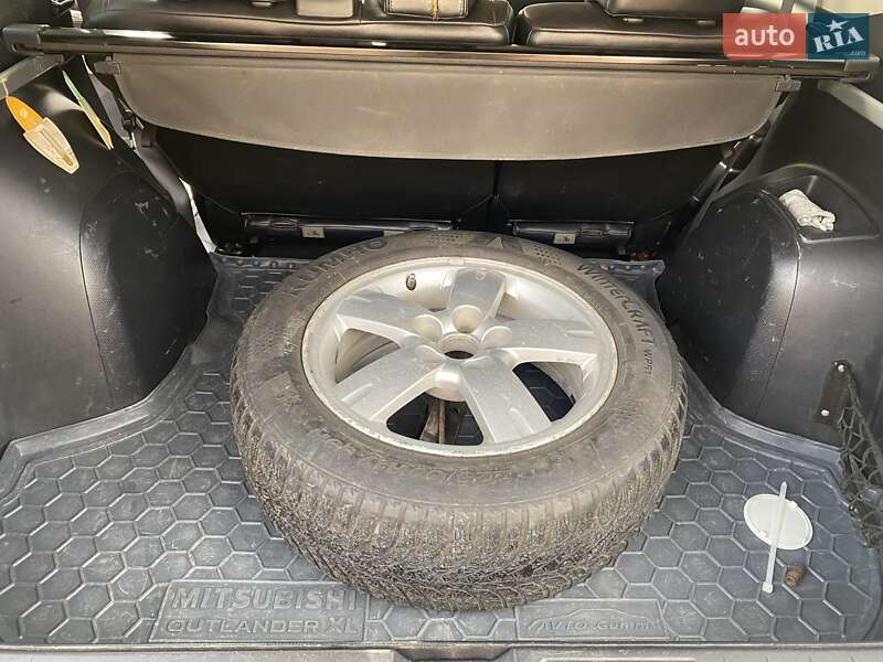 Позашляховик / Кросовер Mitsubishi Outlander 2006 в Благовіщенську