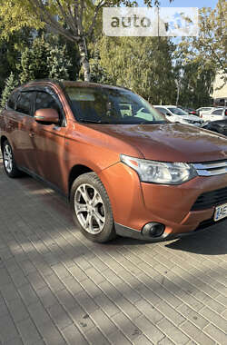 Позашляховик / Кросовер Mitsubishi Outlander 2013 в Дніпрі