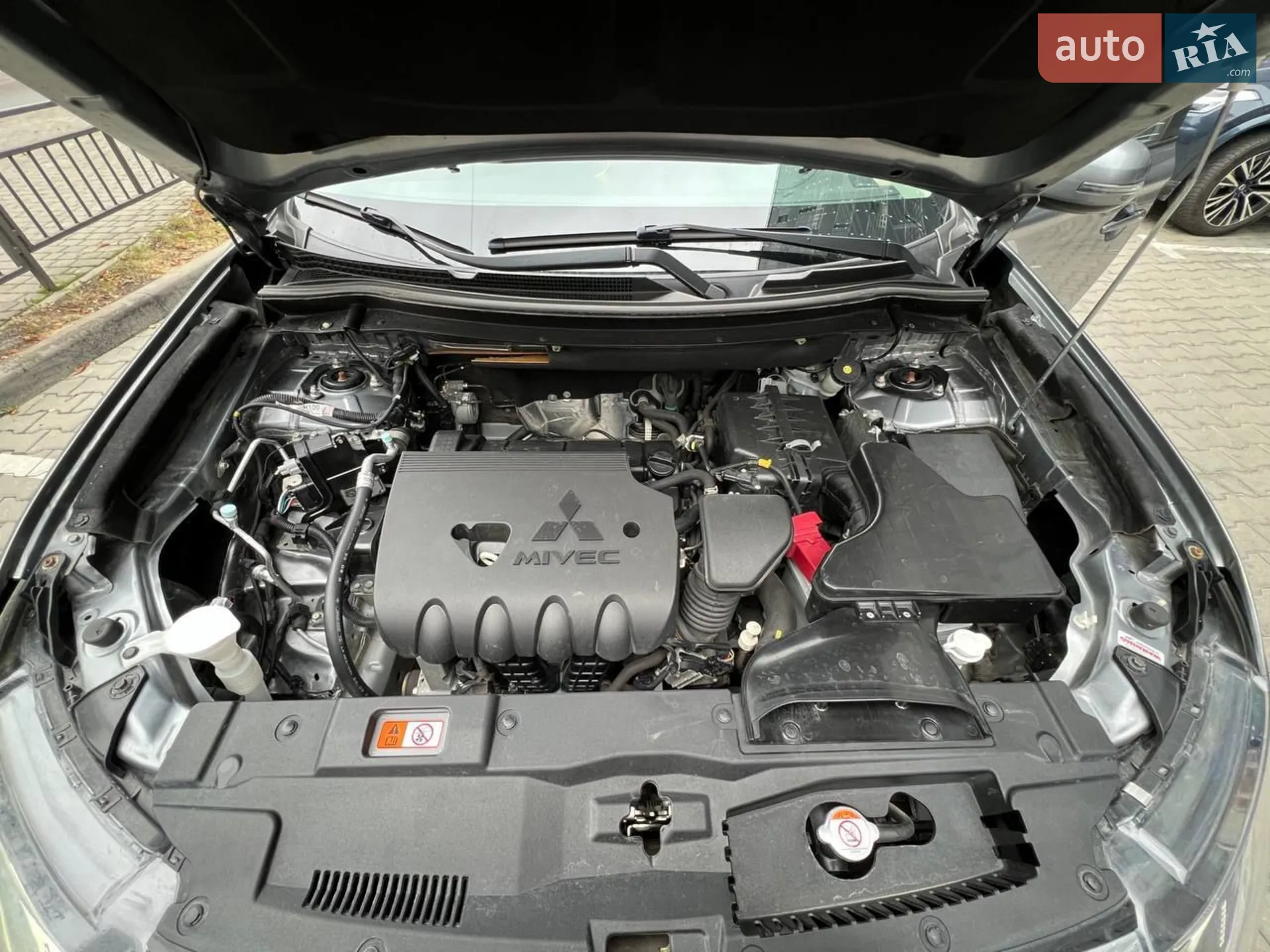 2015 Mitsubishi Outlander - мініатюра 19