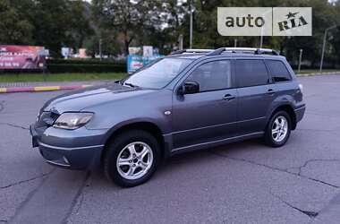 Позашляховик / Кросовер Mitsubishi Outlander 2004 в Мукачевому