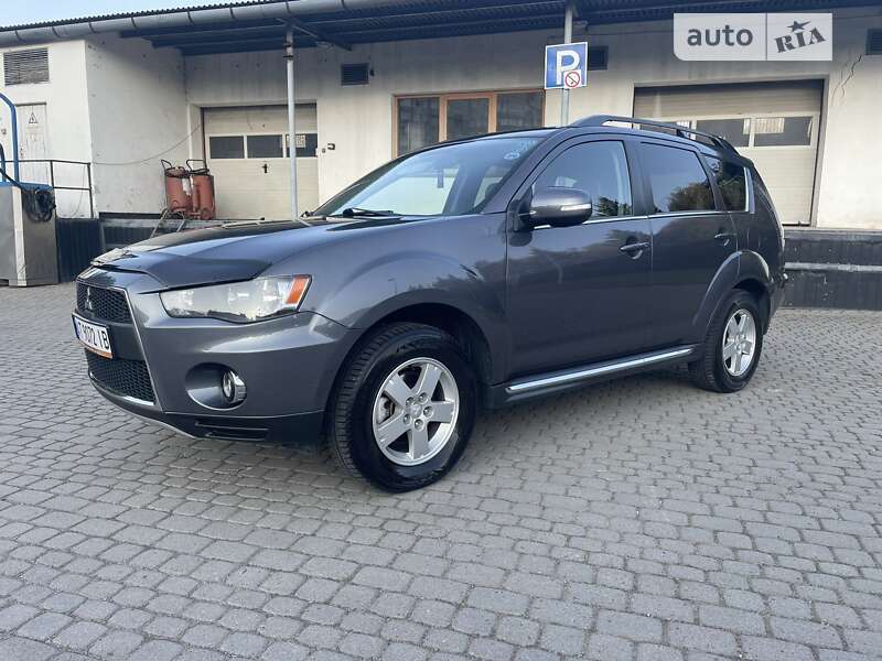 Внедорожник / Кроссовер Mitsubishi Outlander 2010 в Ивано-Франковске