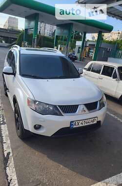 Позашляховик / Кросовер Mitsubishi Outlander 2008 в Харкові