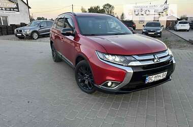 Позашляховик / Кросовер Mitsubishi Outlander 2018 в Львові