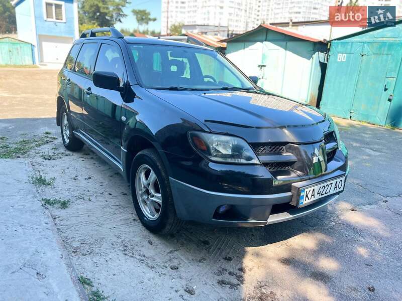 Позашляховик / Кросовер Mitsubishi Outlander 2004 в Києві фото 11 Позашляховик / Кросовер Mitsubishi Outlander 2004 в Києві