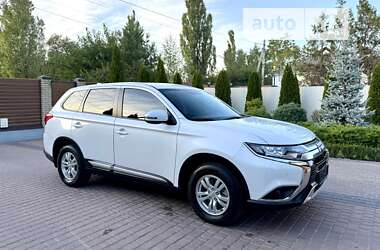 Внедорожник / Кроссовер Mitsubishi Outlander 2021 в Кропивницком