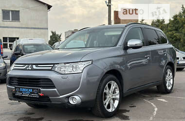 Позашляховик / Кросовер Mitsubishi Outlander 2014 в Дубні