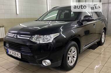 Внедорожник / Кроссовер Mitsubishi Outlander 2012 в Сумах