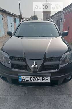 Внедорожник / Кроссовер Mitsubishi Outlander 2006 в Днепре