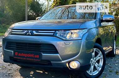 Позашляховик / Кросовер Mitsubishi Outlander 2012 в Білогородці