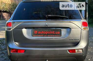 Внедорожник / Кроссовер Mitsubishi Outlander 2012 в Белогородке