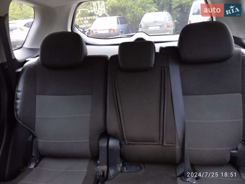 Внедорожник / Кроссовер Mitsubishi Outlander 2008 в Гоще
