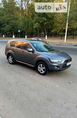 Позашляховик / Кросовер Mitsubishi Outlander 2011 в Харкові