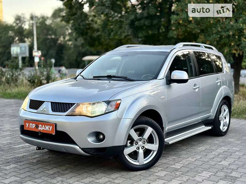 Внедорожник / Кроссовер Mitsubishi Outlander 2008 в Днепре