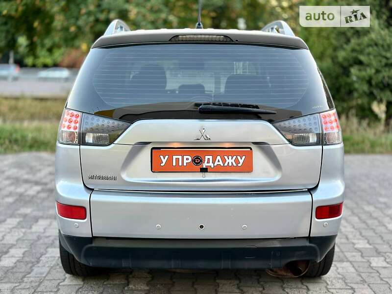 Внедорожник / Кроссовер Mitsubishi Outlander 2008 в Днепре