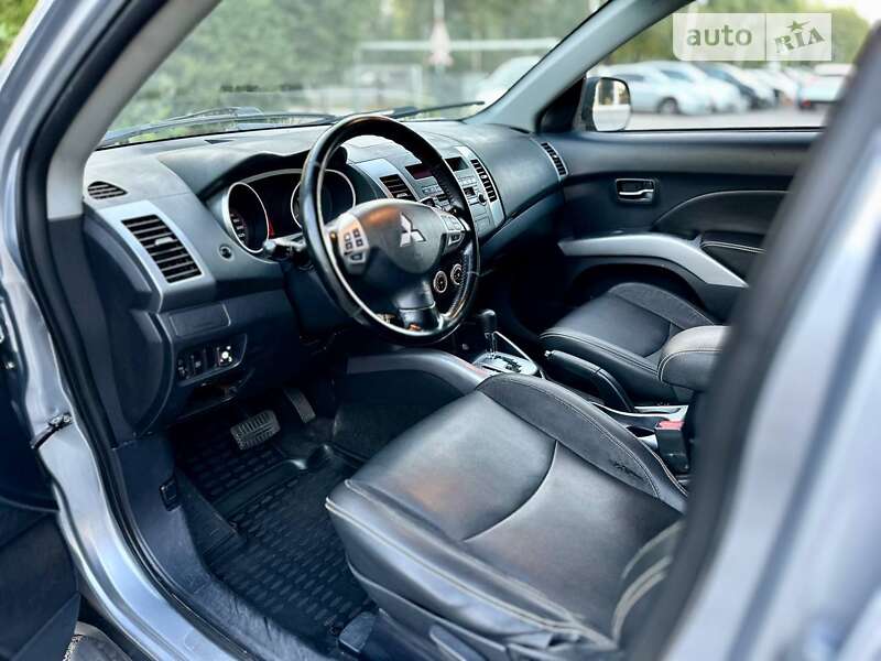 Внедорожник / Кроссовер Mitsubishi Outlander 2008 в Днепре