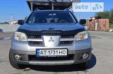 Внедорожник / Кроссовер Mitsubishi Outlander 2008 в Киеве