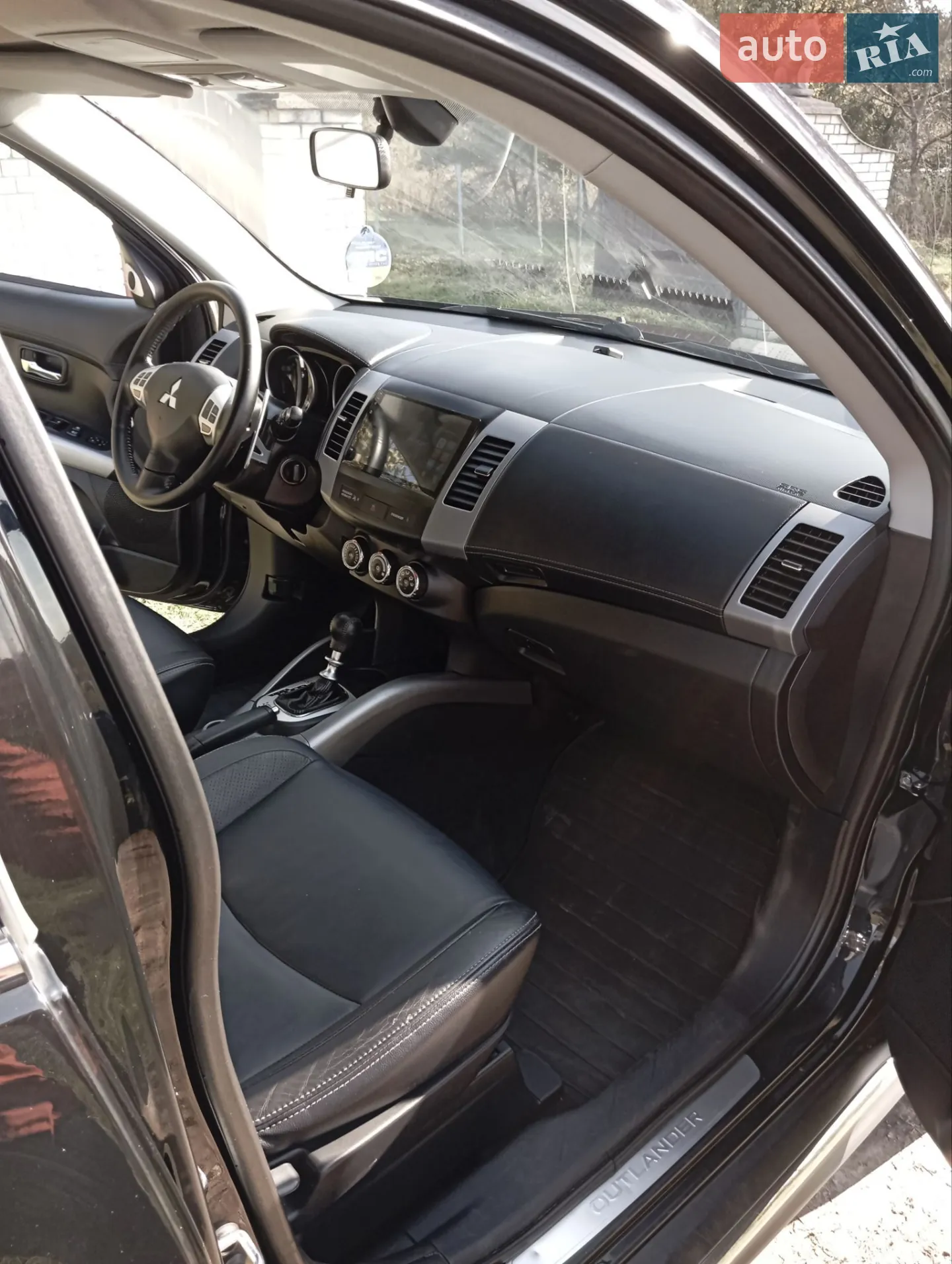 2010 Mitsubishi Outlander - мініатюра 17