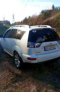 Внедорожник / Кроссовер Mitsubishi Outlander 2010 в Славуте