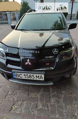 Внедорожник / Кроссовер Mitsubishi Outlander 2007 в Городке