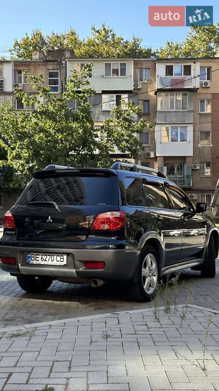 Позашляховик / Кросовер Mitsubishi Outlander 2006 в Одесі