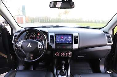 Позашляховик / Кросовер Mitsubishi Outlander 2011 в Дрогобичі