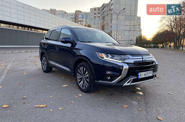 Позашляховик / Кросовер Mitsubishi Outlander 2018 в Білій Церкві