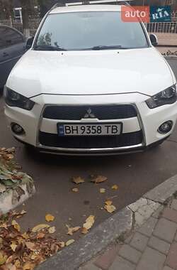 Внедорожник / Кроссовер Mitsubishi Outlander 2011 в Одессе