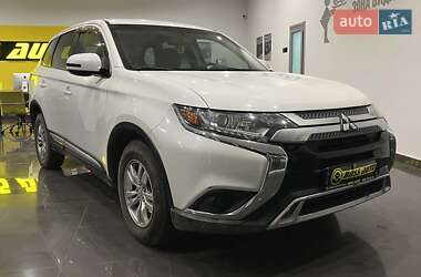 Внедорожник / Кроссовер Mitsubishi Outlander 2018 в Червонограде