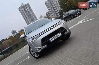 Внедорожник / Кроссовер Mitsubishi Outlander 2012 в Броварах