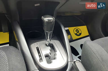 Внедорожник / Кроссовер Mitsubishi Outlander 2008 в 
