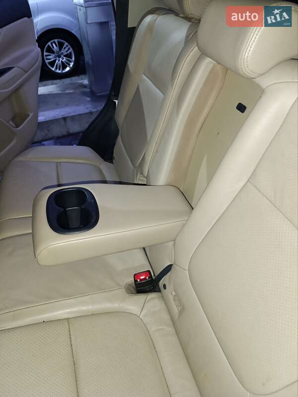 Позашляховик / Кросовер Mitsubishi Outlander 2013 в Білій Церкві