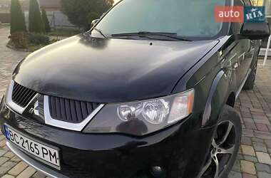 Позашляховик / Кросовер Mitsubishi Outlander 2007 в Городку